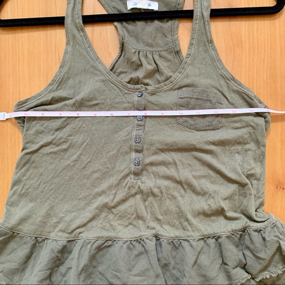 ✨ Aerie Olive Green Racerback Lightweight Tank with Ruffled Hem - XS - Picture 7 of 7